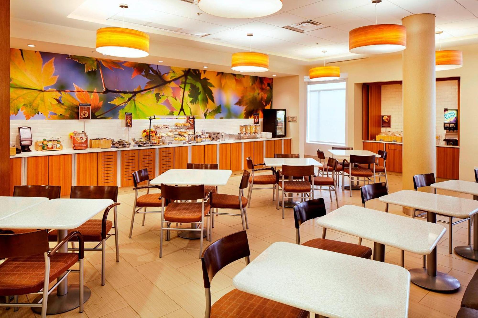 Springhill Suites By Marriott Pittsburgh Latrobe Zewnętrze zdjęcie