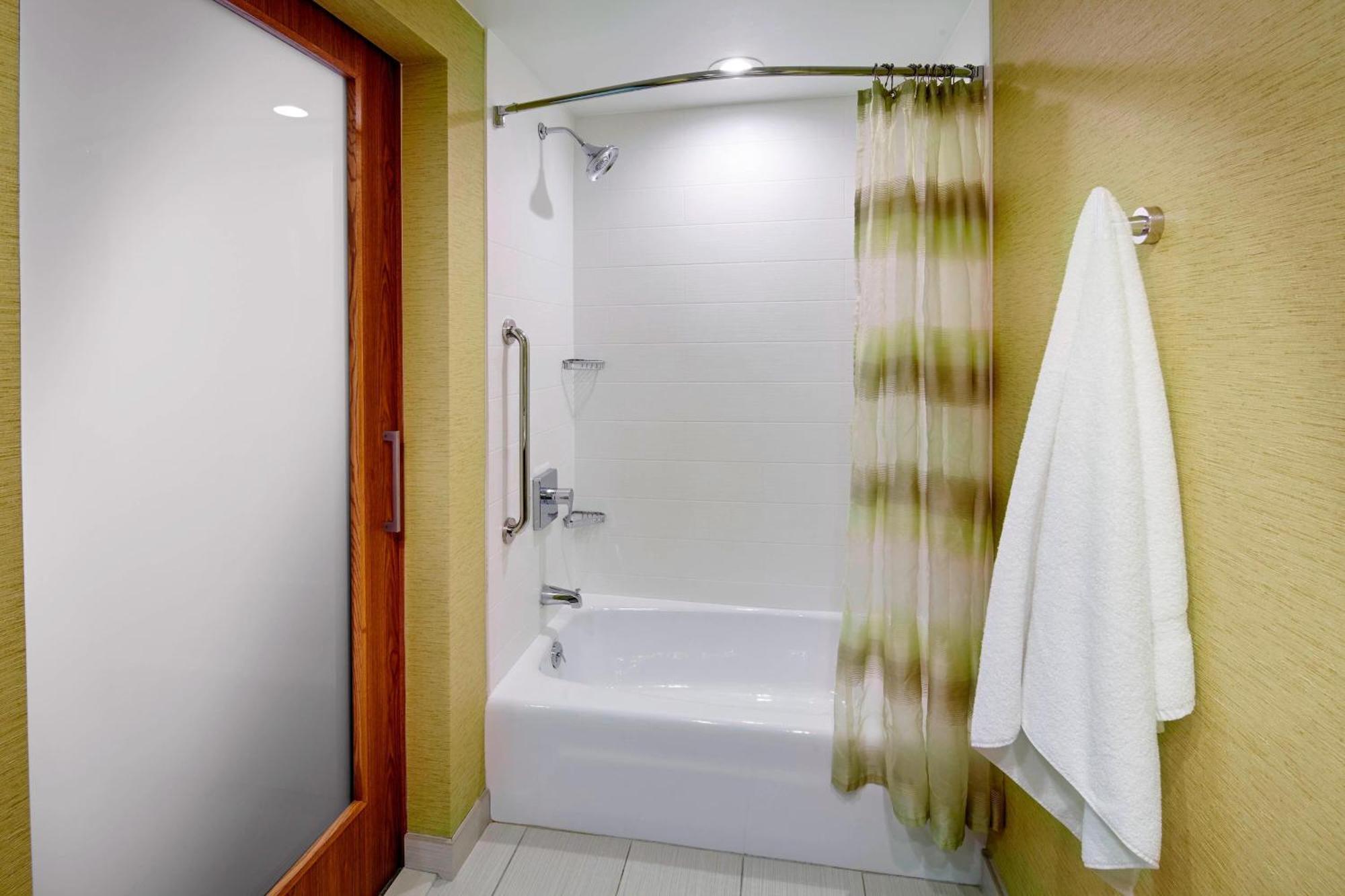 Springhill Suites By Marriott Pittsburgh Latrobe Zewnętrze zdjęcie